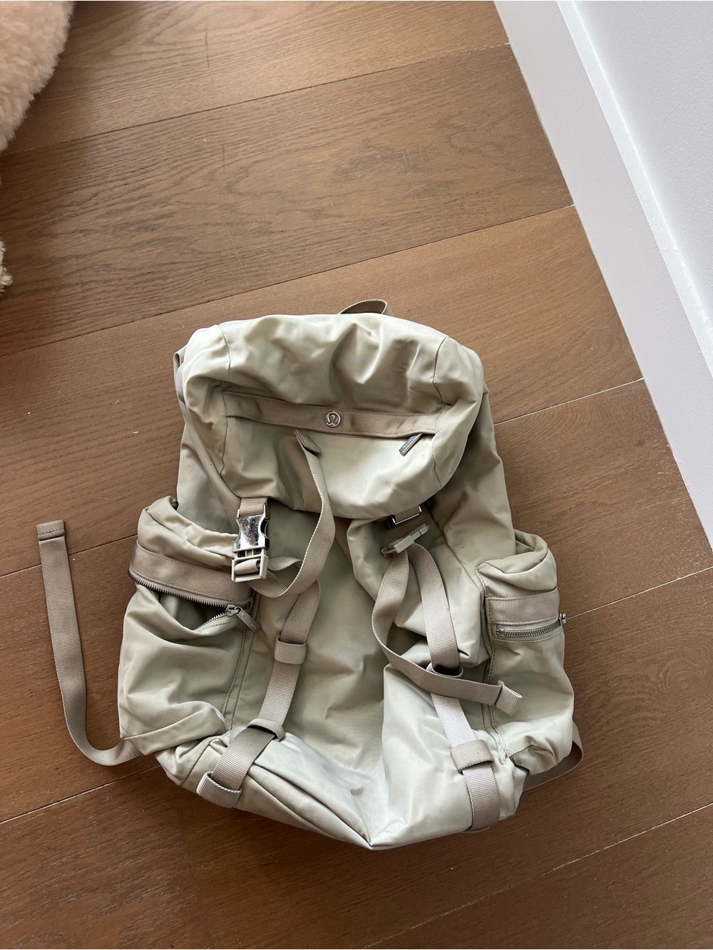 lululemon athletica Cream wanderlust Backpack with Buckle Straps - Picture 1 of 3